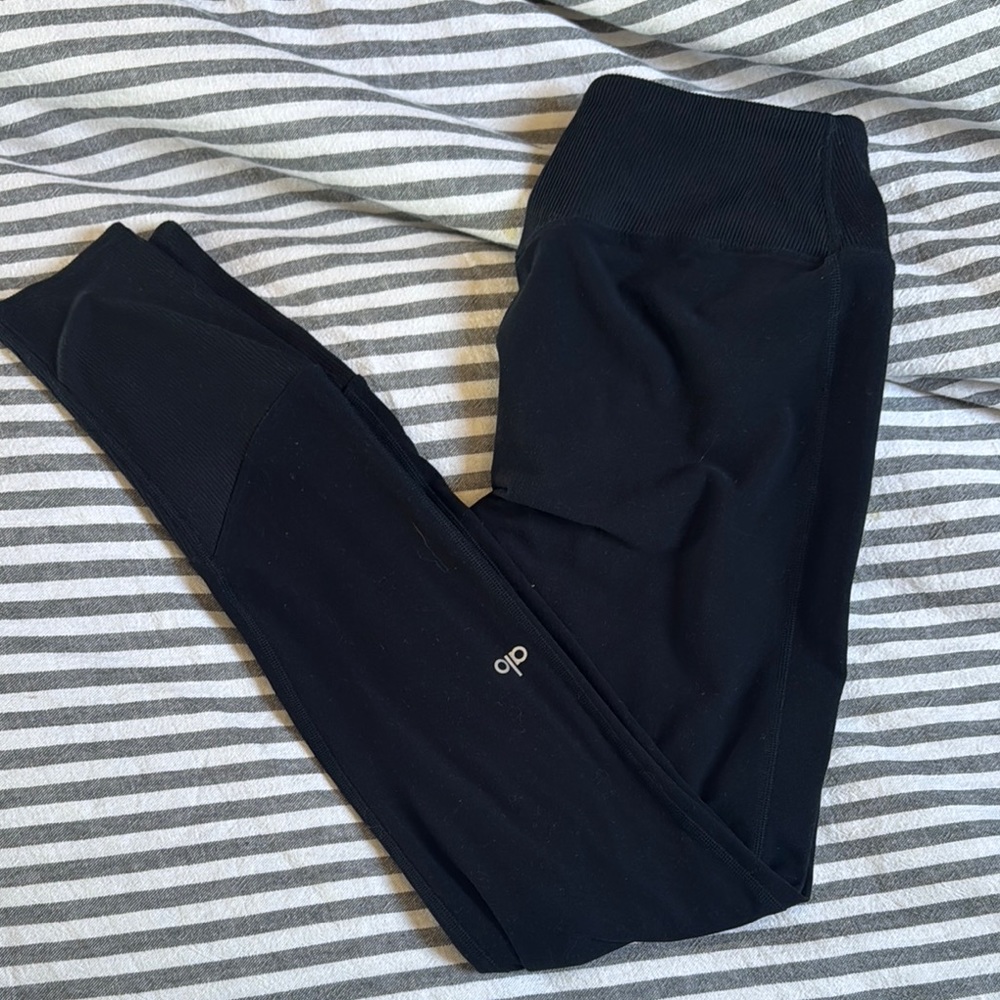 Alo lounge leggings